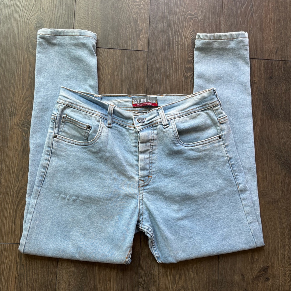 Tat Jin Classic Skinny Jeans